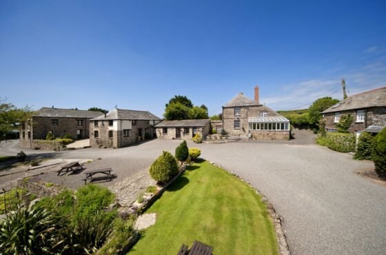 Woodlands Manor Farm