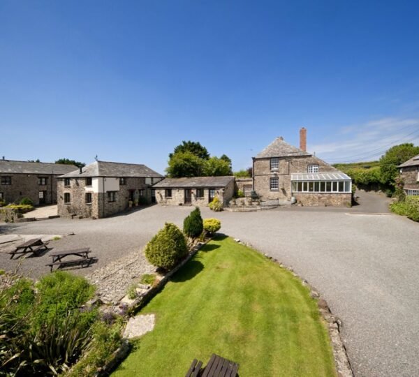 Woodlands Manor Farm